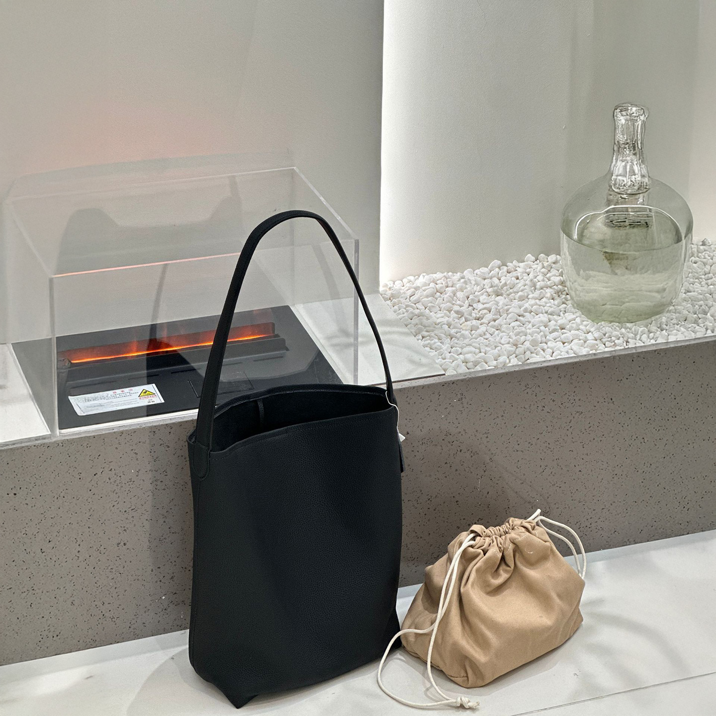 MENDY Bucket Bag Large Women's - Luxury Bags Sale ulasan dan harga